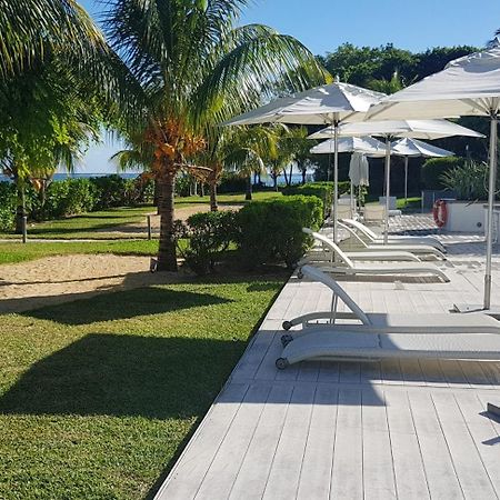 Cap Ouest Luxury Beachfront Flic en Flac Exterior photo