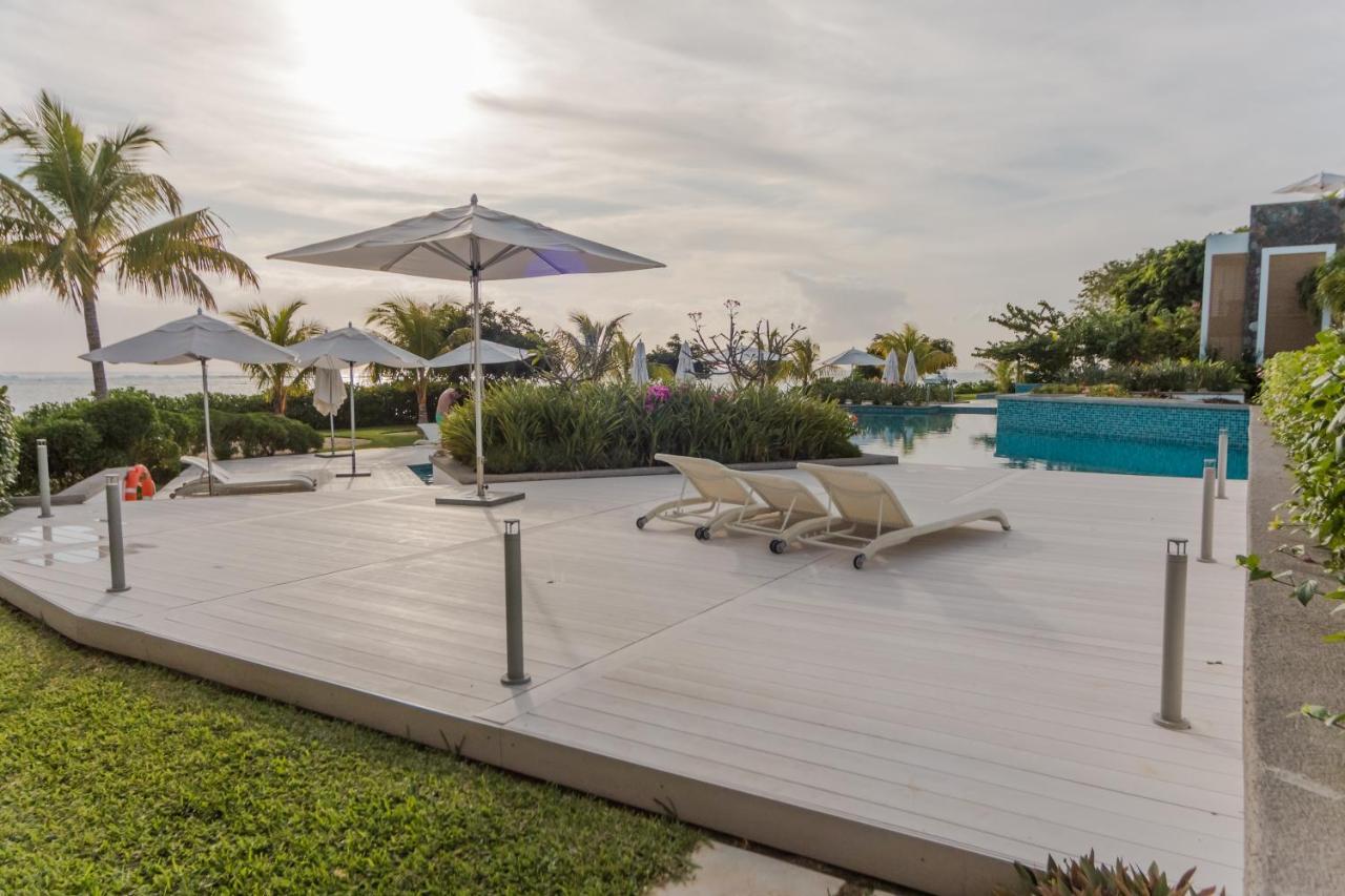 Cap Ouest Luxury Beachfront Flic en Flac Exterior photo